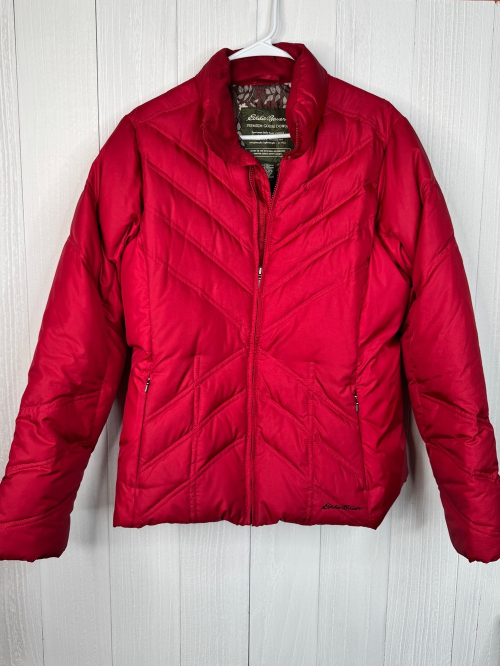 Eddie Bauer Red Chevron Quilted Goose Down Puffer Jacket Winter Coat M